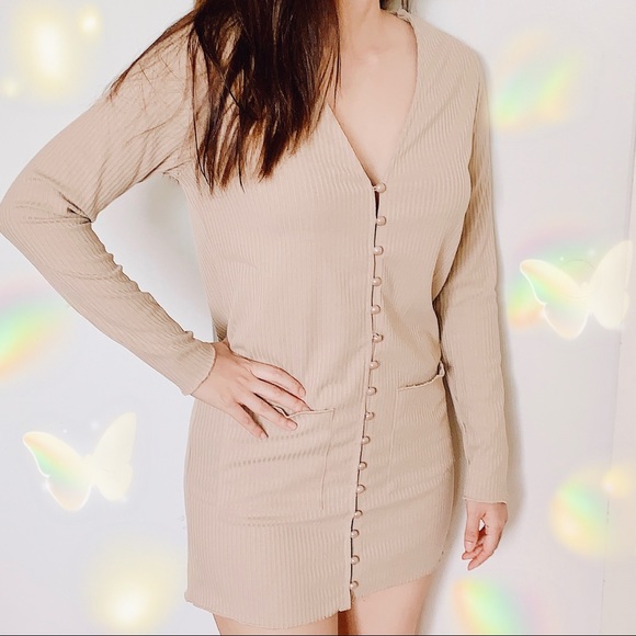 Last S ♥️Neutral Button Down Cardigan Dress✨ - Picture 3 of 4